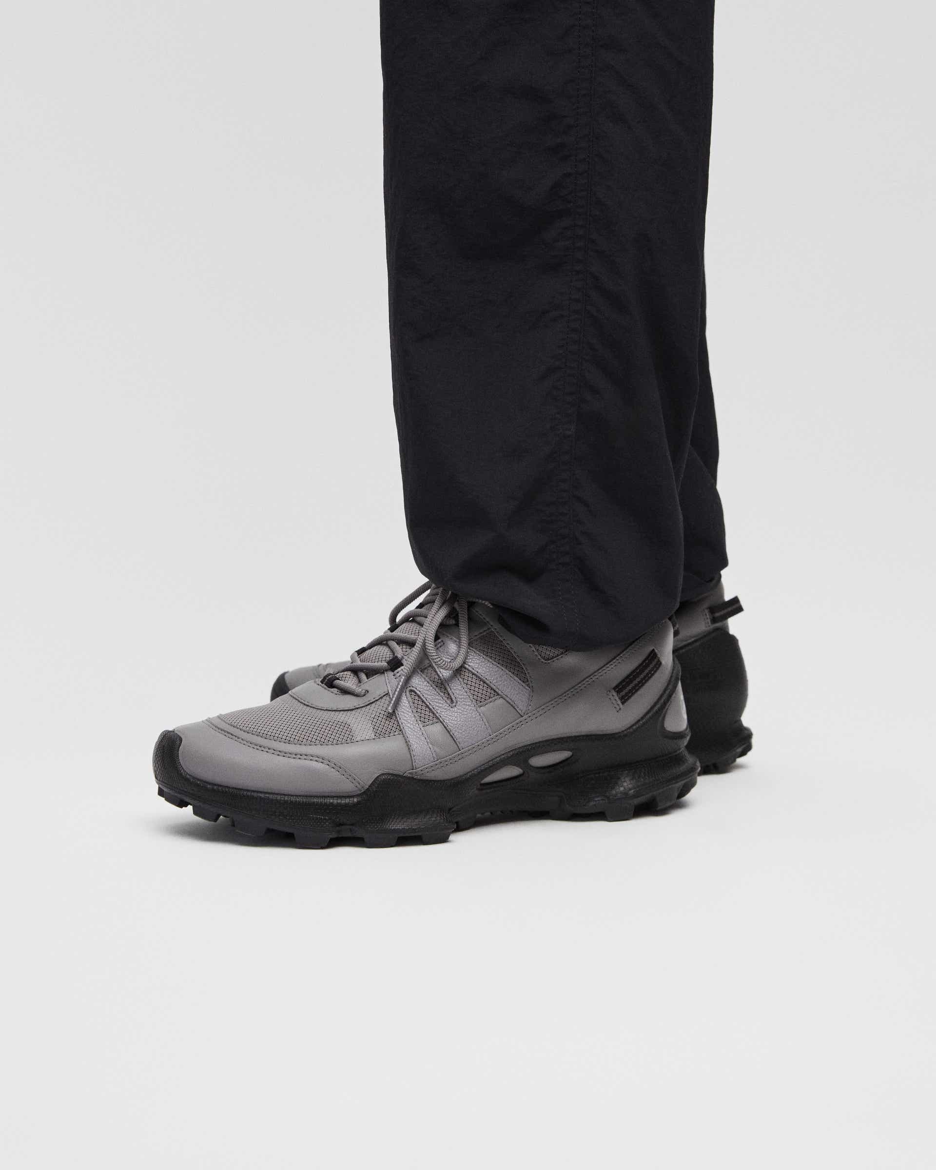 Men's ECCO® BIOM C-Trail Leather Gore-Tex Outdoor Sneaker - Black - Lifestyle image-1