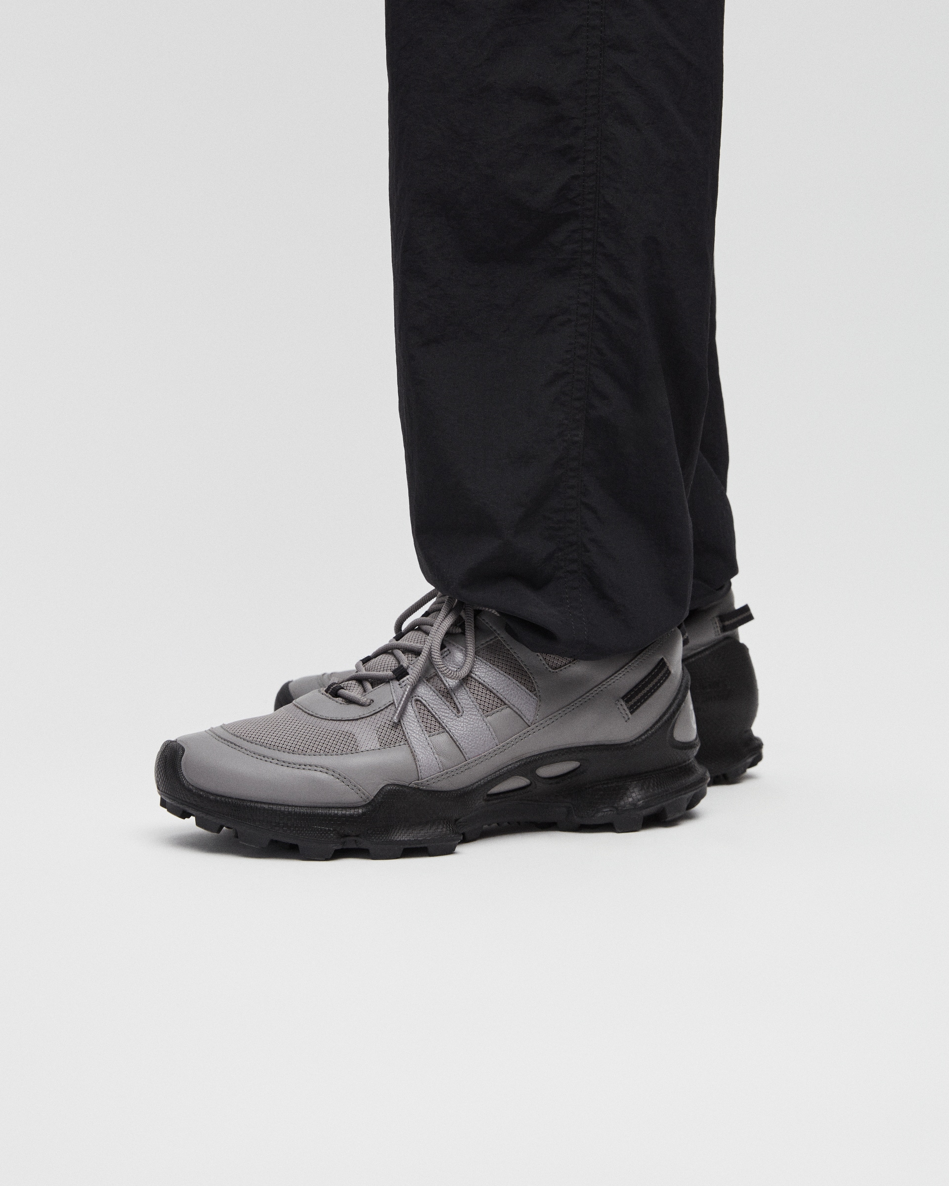 Men's ECCO® BIOM C-Trail Leather Gore-Tex Outdoor Sneaker - Black - Lifestyle image-1
